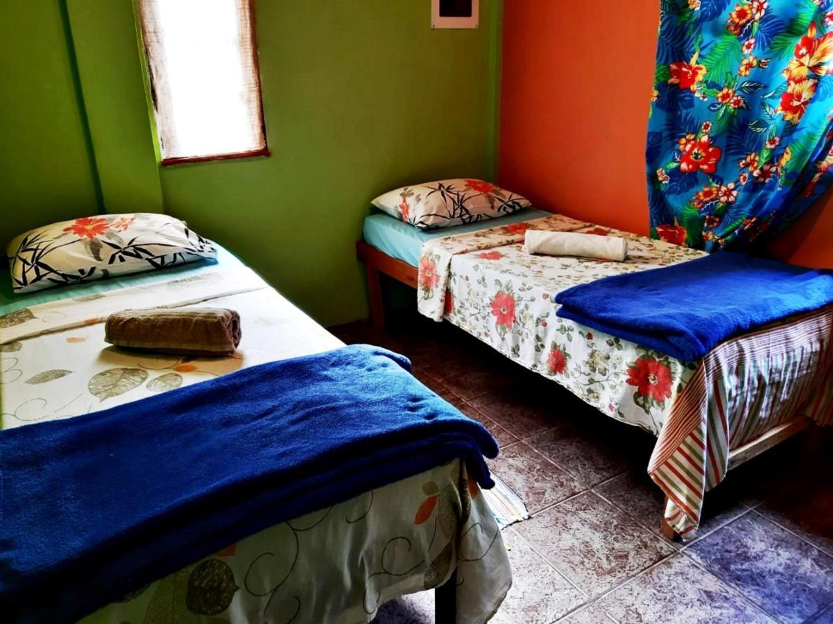 O Brejo Encantado Hospedagem E Hostel Embu Luaran gambar