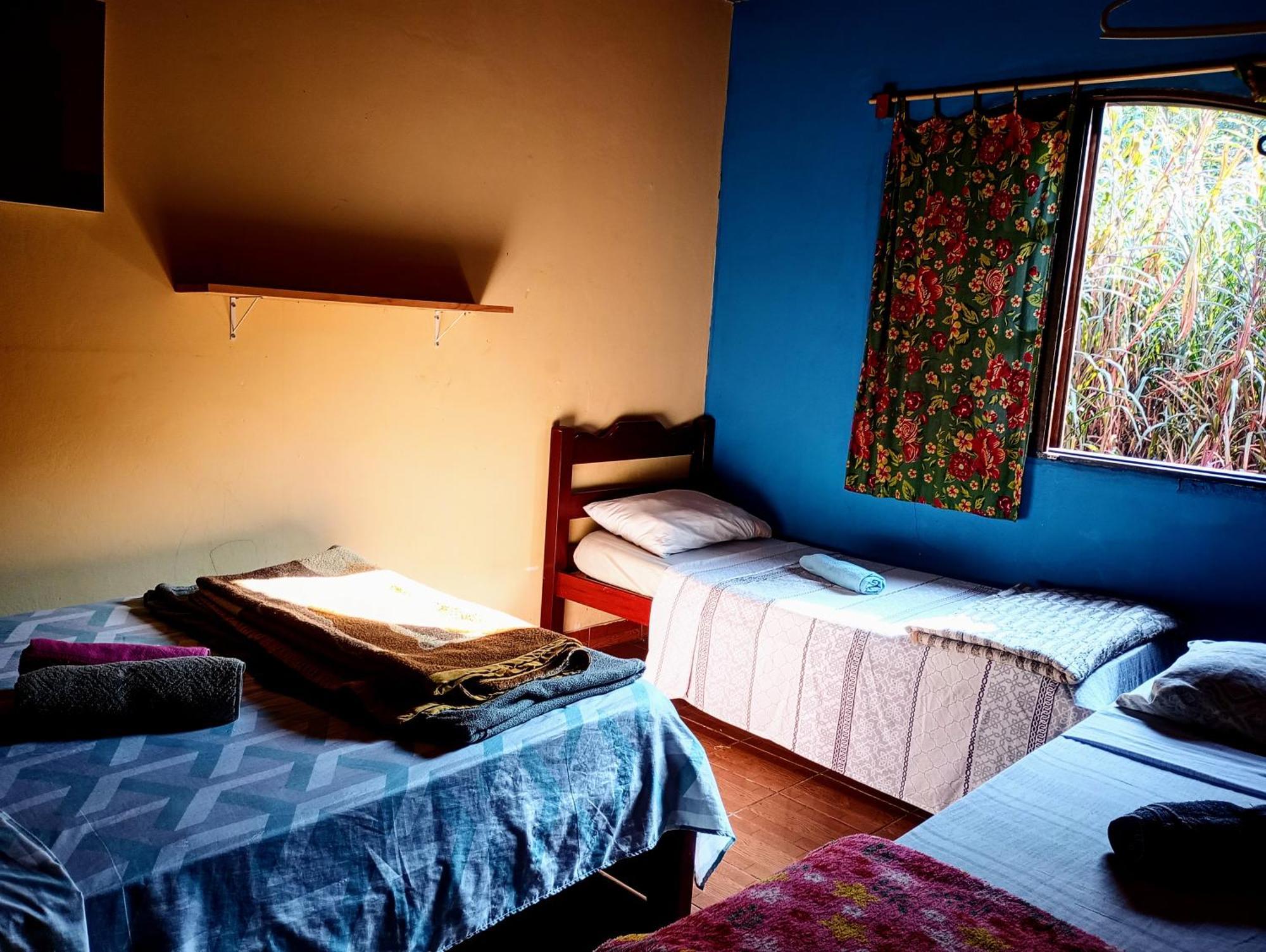 O Brejo Encantado Hospedagem E Hostel Embu Luaran gambar
