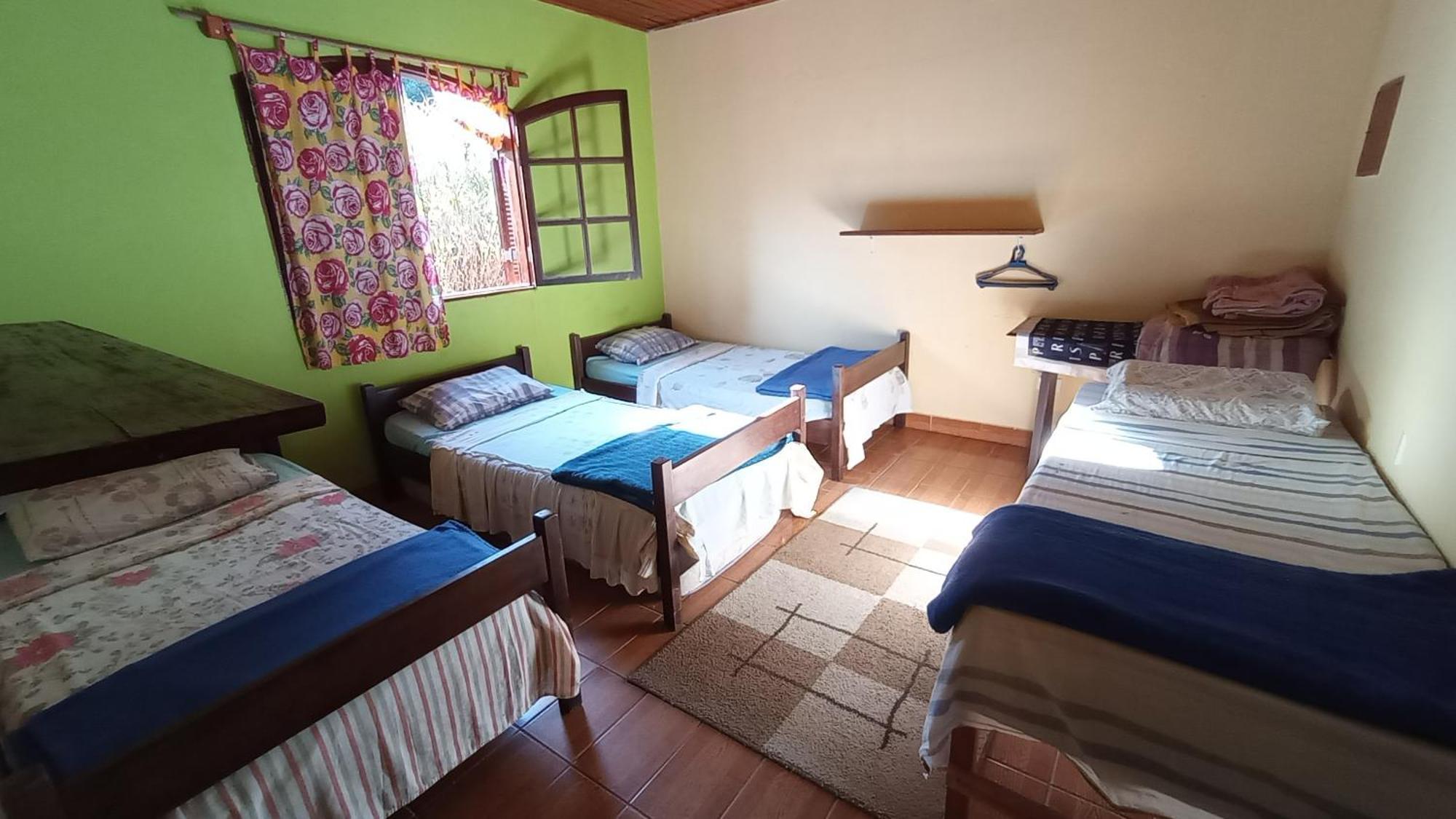 O Brejo Encantado Hospedagem E Hostel Embu Luaran gambar
